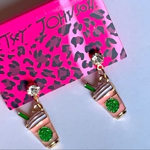 ☕️🆕 Betsey Johnson Style - Starbucks Coffee Earrings